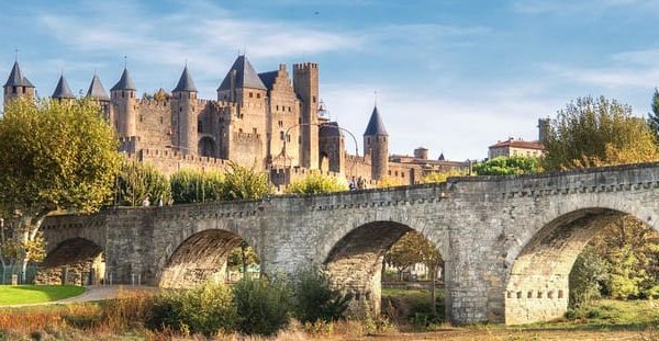 Walls That Talk: A Guide to Carcassonnes Ancient Basilica – Occitanie, France